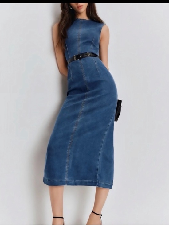 Reformation Dresses & Skirts - Reformation Sleeveless Denim Midi Dress in Blue with Black Belt
